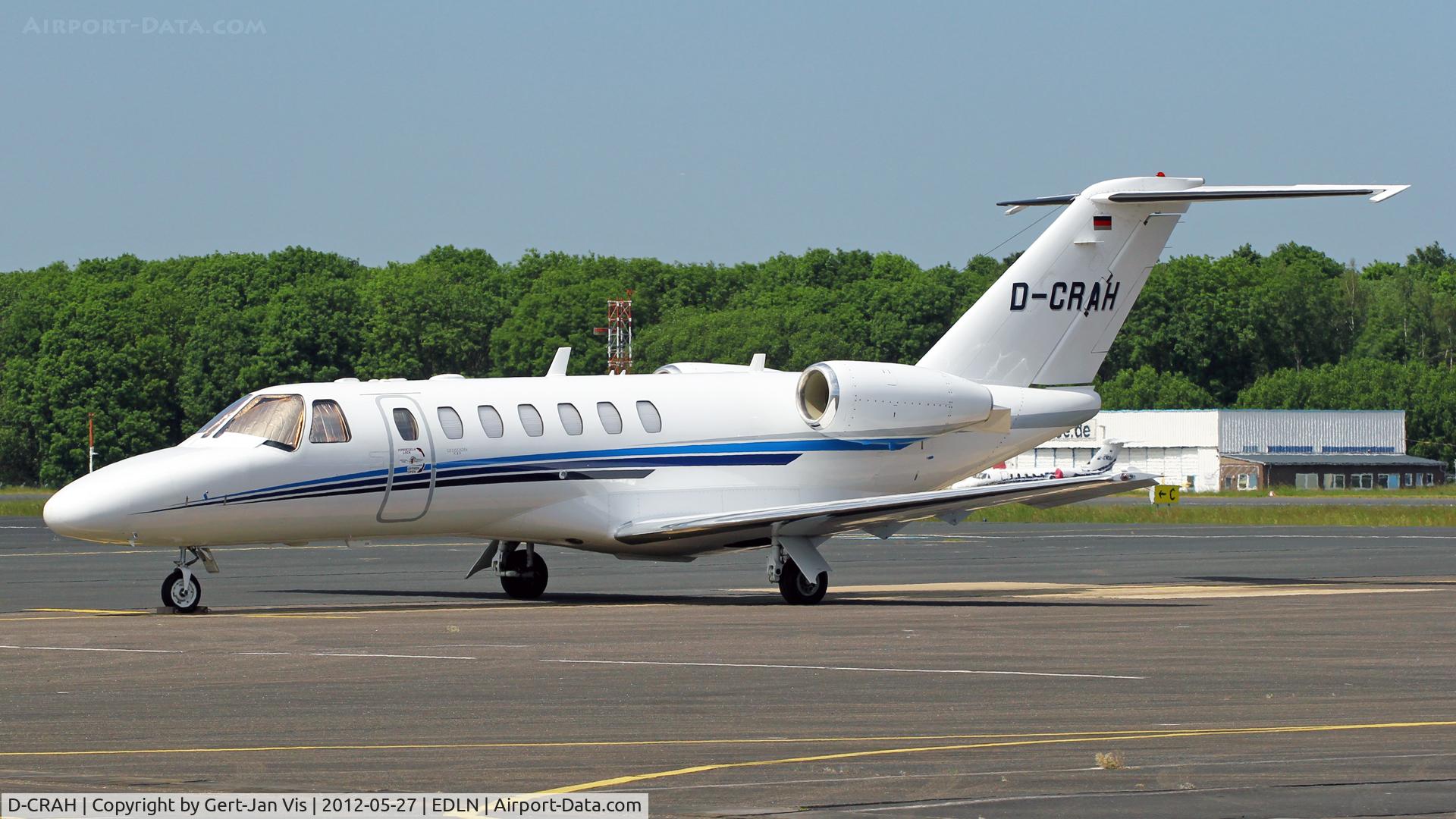 D-CRAH, 2007 Cessna 525B CitationJet CJ3 C/N 525B-0154, Standing in front of the terminal