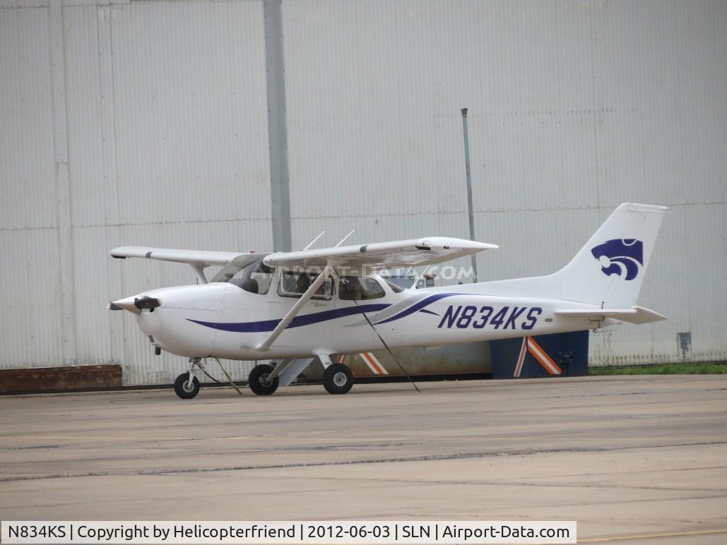 N834KS, Cessna 172S C/N 172S11140, Parked by Kansas State hanger