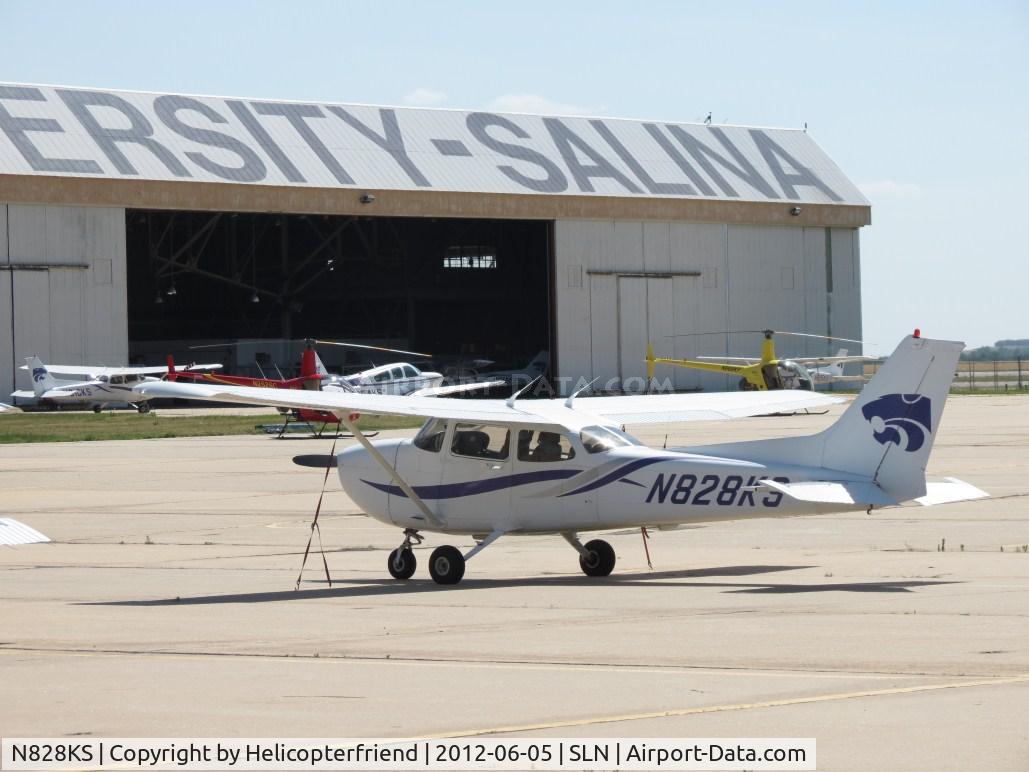N828KS, 1999 Cessna 172R C/N 17280794, Parked at KS hanger