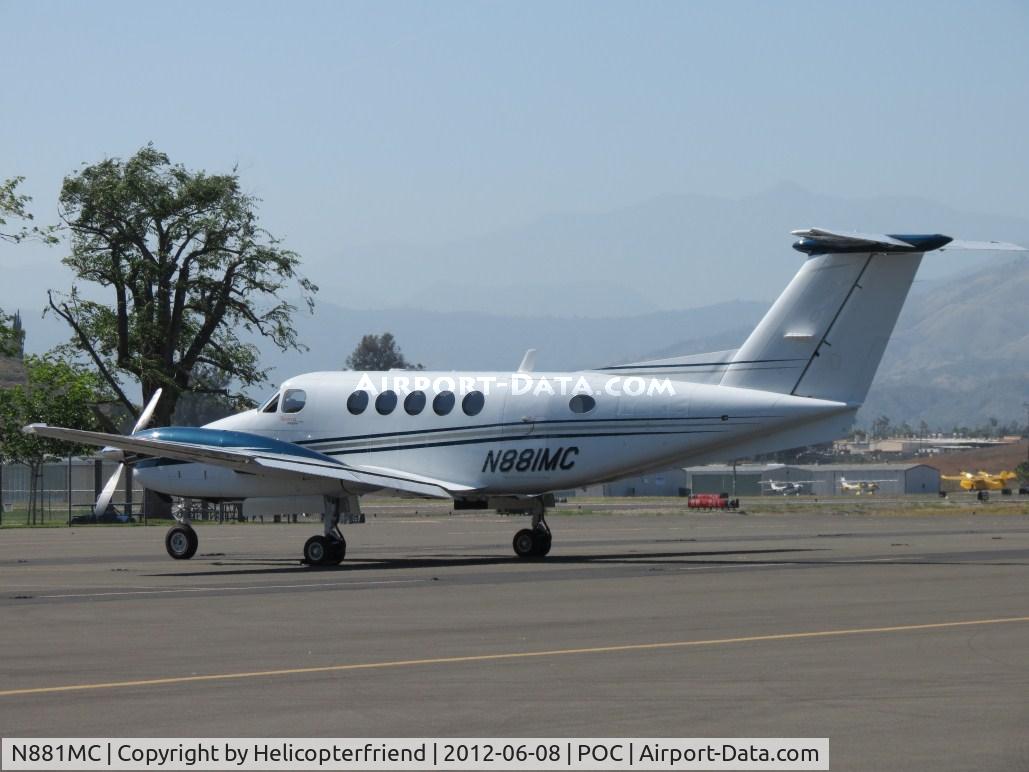 N881MC, 2006 Raytheon B200 King Air C/N BB-1930, Parked in transient parking