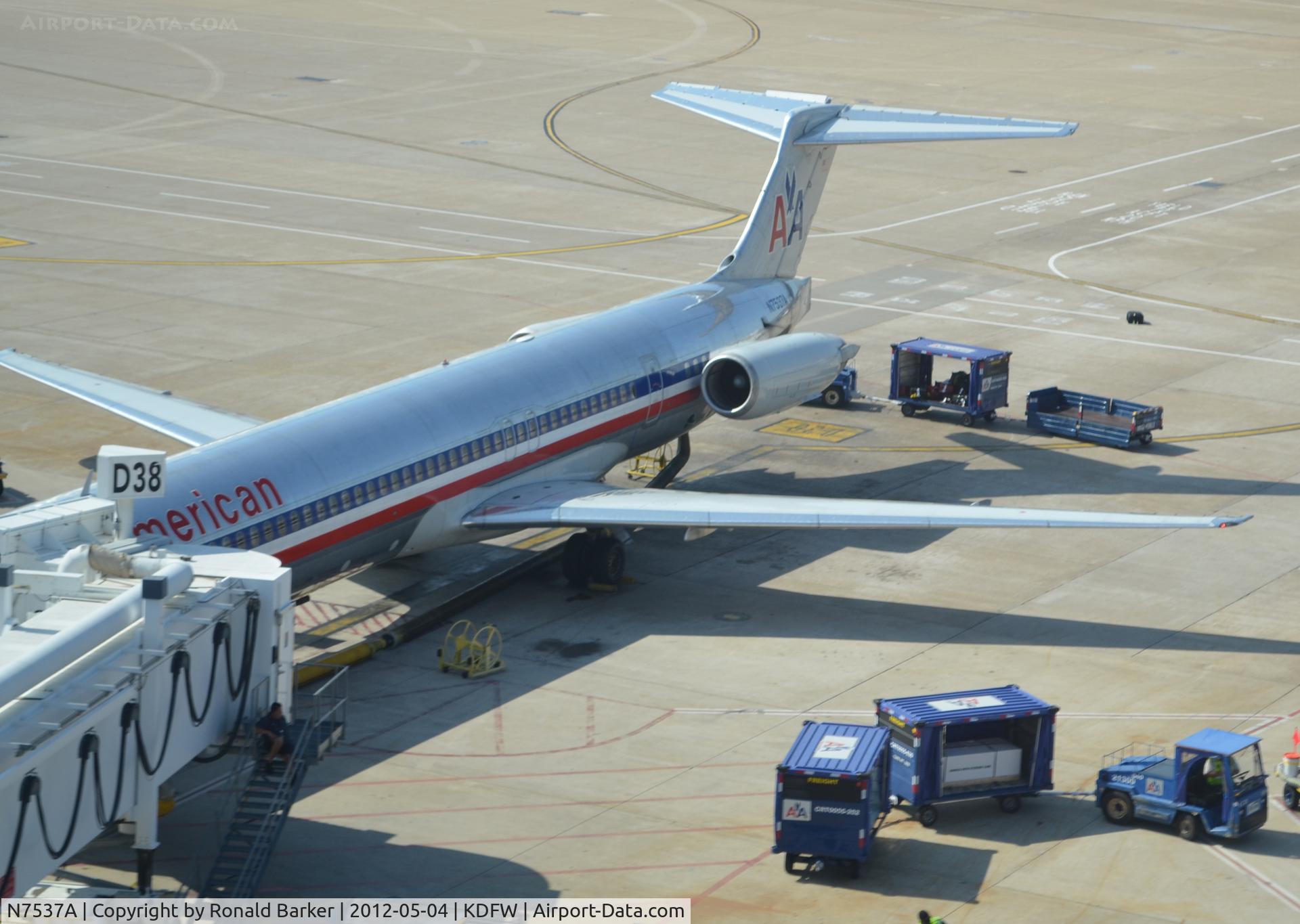 N7537A, 1990 McDonnell Douglas MD-82 (DC-9-82) C/N 49991, Dallas
