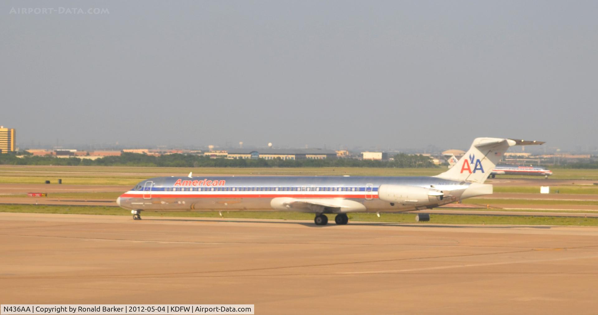 N436AA, 1987 McDonnell Douglas MD-83 (DC-9-83) C/N 49454, Dallas