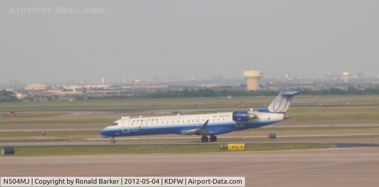 N504MJ, 2002 Bombardier CRJ-700 (CL-600-2C10) Regional Jet C/N 10066, Dallas