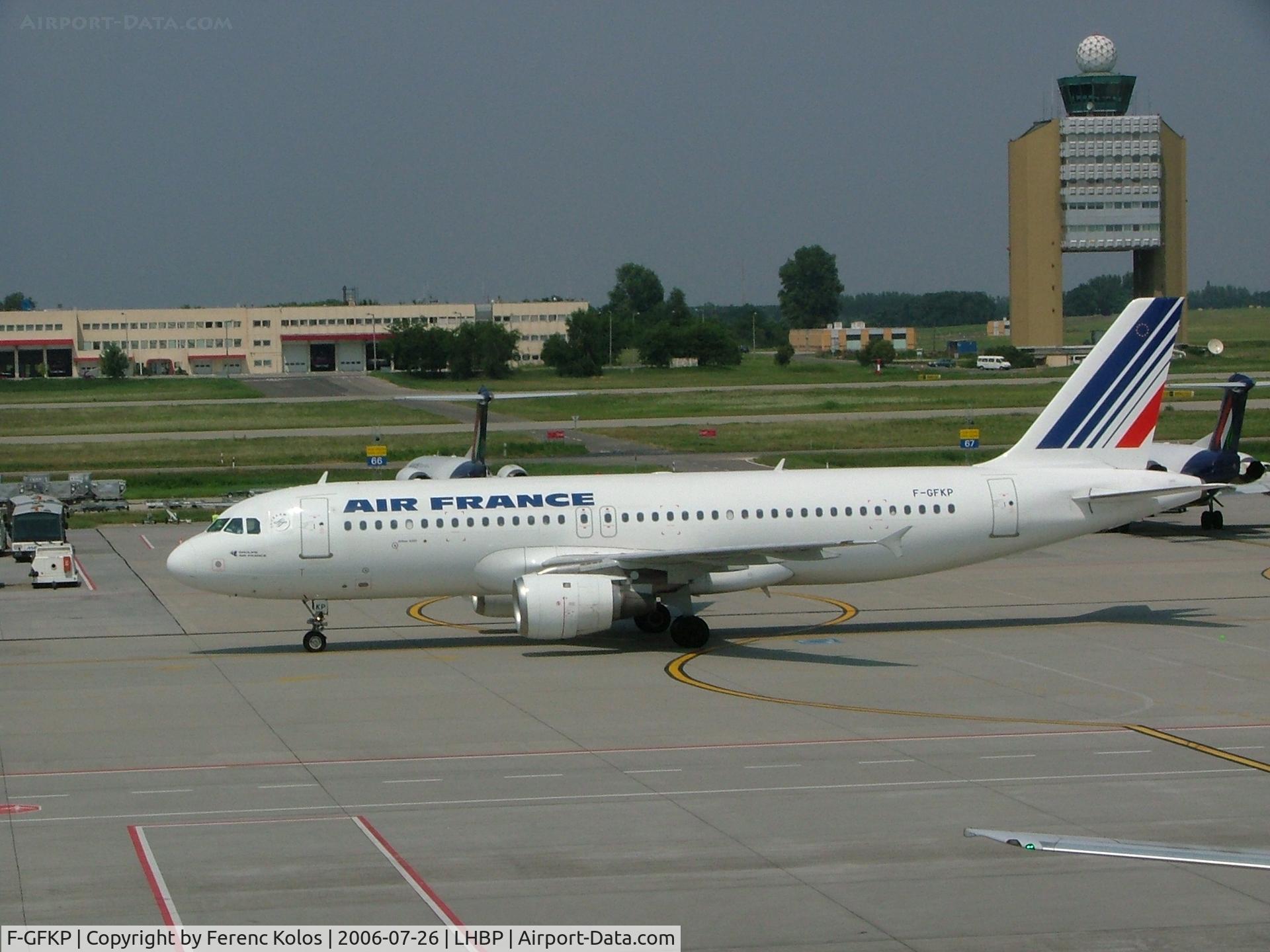 F-GFKP, 1990 Airbus A320-211 C/N 0133, Ferihegy