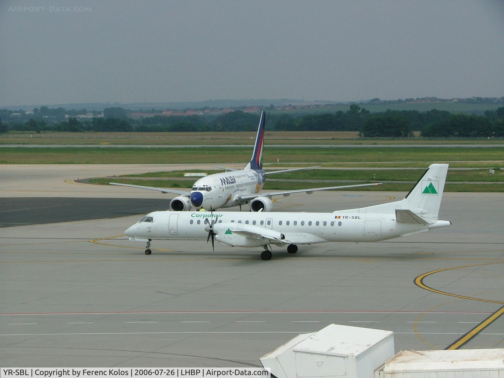 YR-SBL, 1995 Saab 2000 C/N 2000-013, Ferihegy