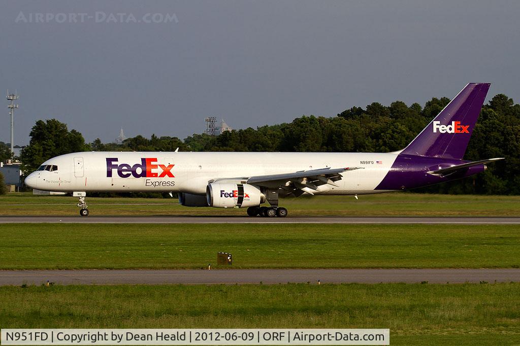 N951FD, 1997 Boeing 757-236 C/N 28665, FedEx N951FD (FLT FDX399) rolling out on RWY 5 after arrival from Memphis Int'l (KMEM). This aircraft was converted to a freighter in 2011. Formerly with British Airways as G-CPEM.