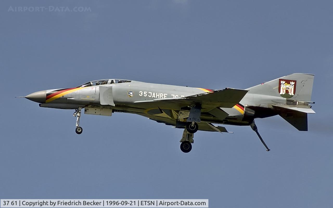 37 61, 1972 McDonnell Douglas F-4F Phantom II C/N 4497, flying display at Fliegerhorst Neuburg