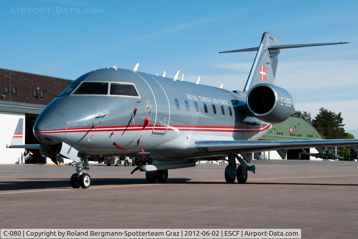 C-080, 1998 Bombardier Challenger 604 (CL-600-2B16) C/N 5380, Canadair Challenger 604