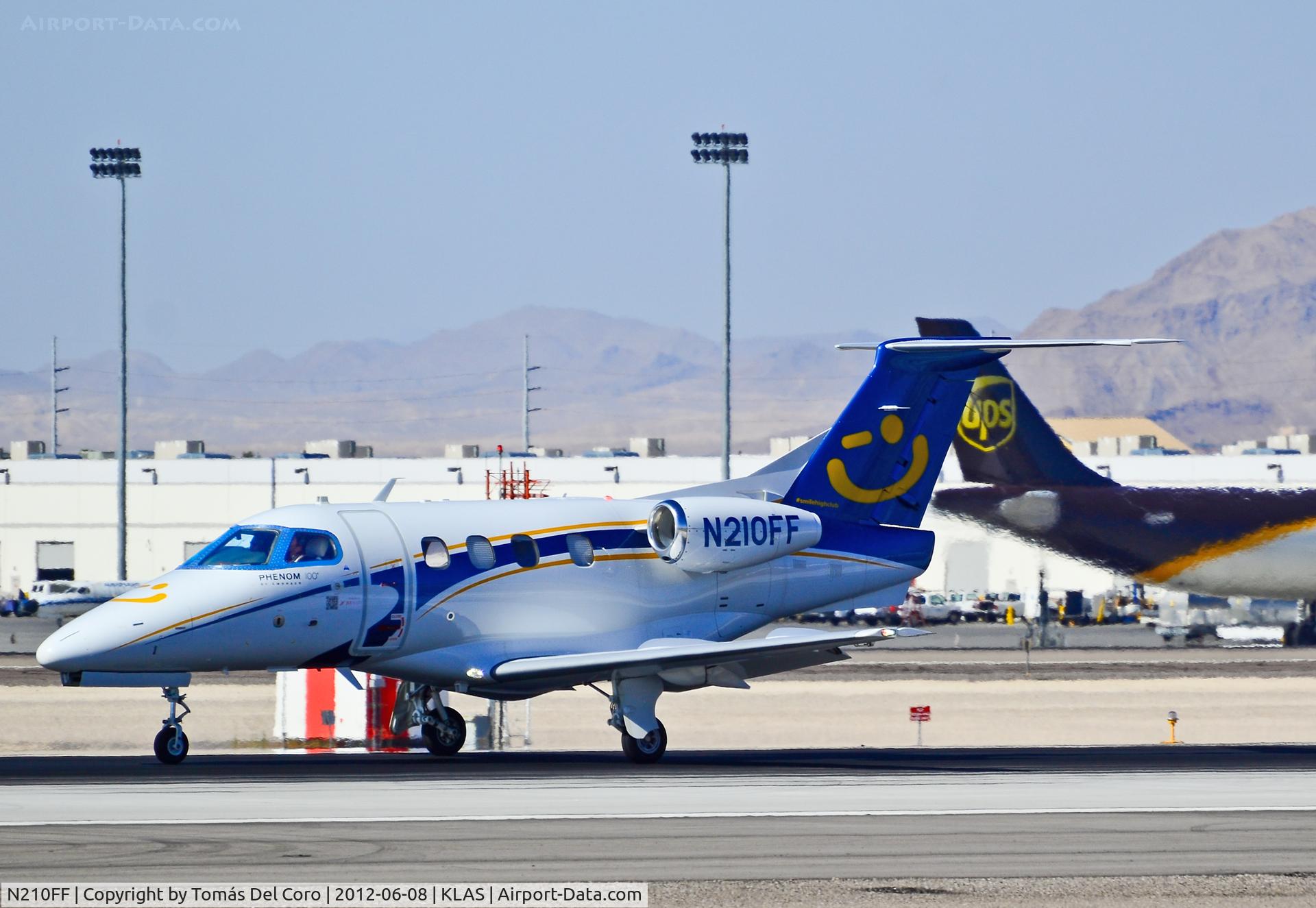 N210FF, 2009 Embraer EMB-500 Phenom 100 C/N 50000088, N210FF Embraer Empresa Brasileira De EMB-500 Phenom 100 C/N 50000088

- Las Vegas - McCarran International (LAS / KLAS)
USA - Nevada, June 8, 2012
Photo: Tomás Del Coro