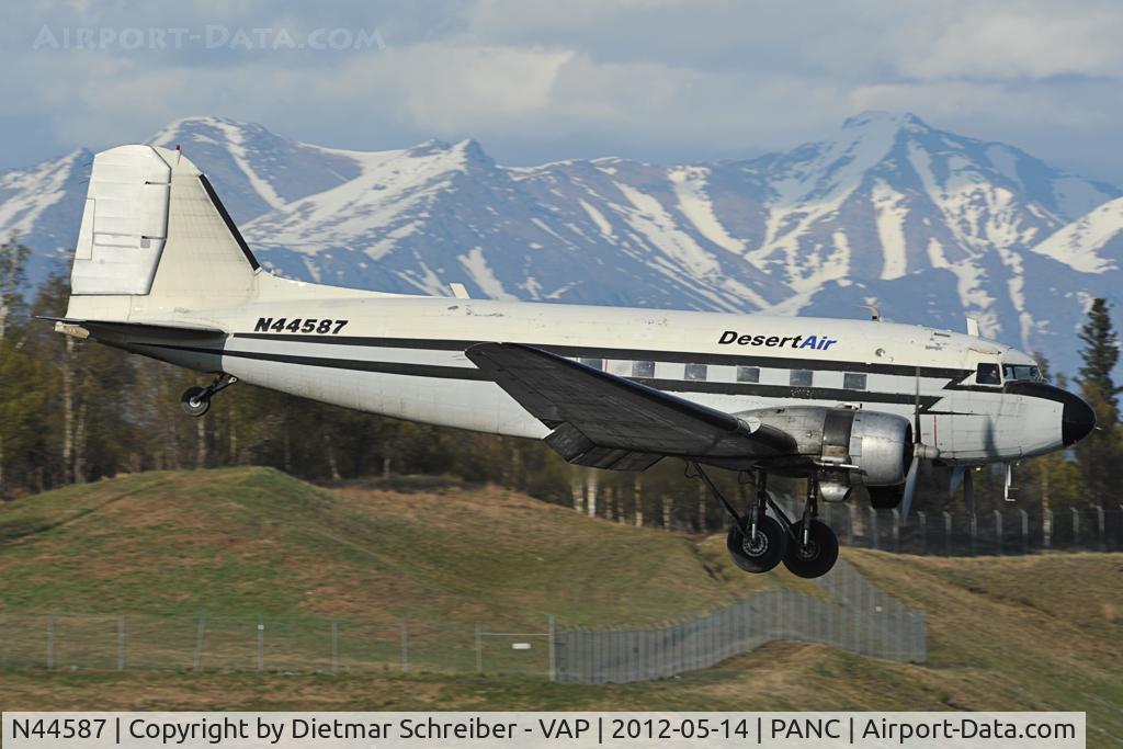 N44587, 1944 Douglas C-47A-20-DK Skytrain  (DC-3C) C/N 12857, Dessert Air DC3