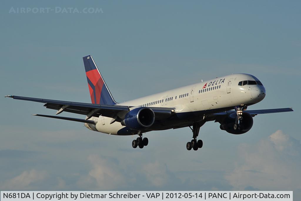 N681DA, 1993 Boeing 757-232 C/N 26957, Delta Airlines Boeing 757-200