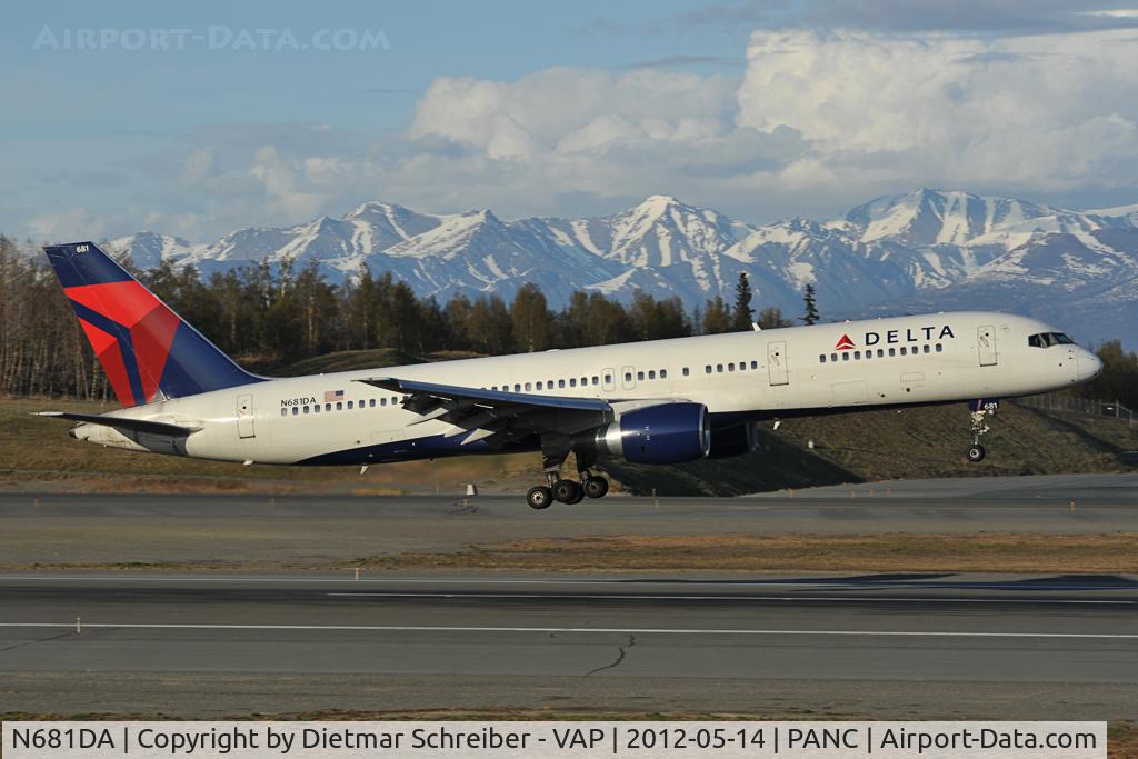 N681DA, 1993 Boeing 757-232 C/N 26957, Delta Boeing 757-200