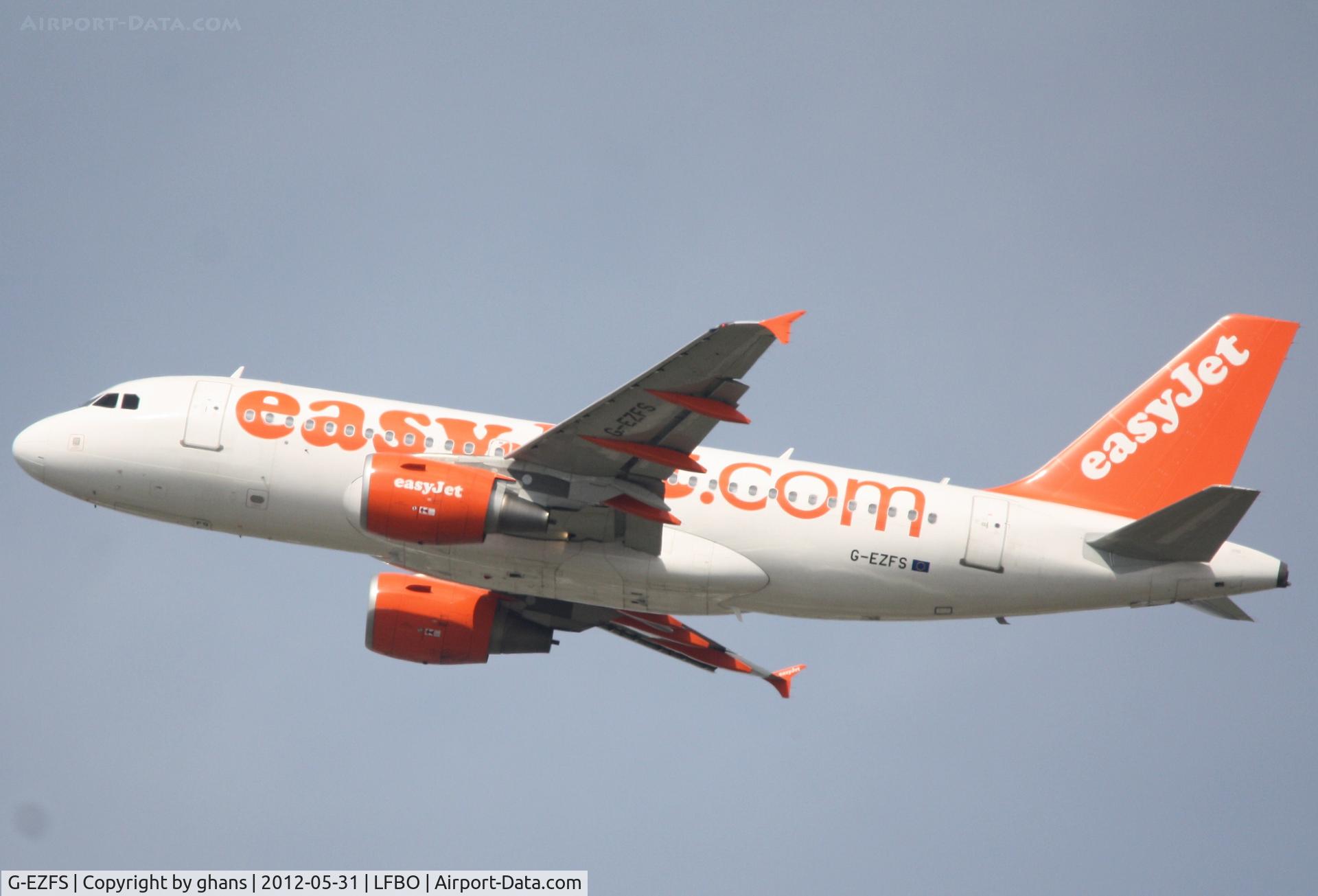 G-EZFS, 2009 Airbus A319-111 C/N 4129, Departing TLS