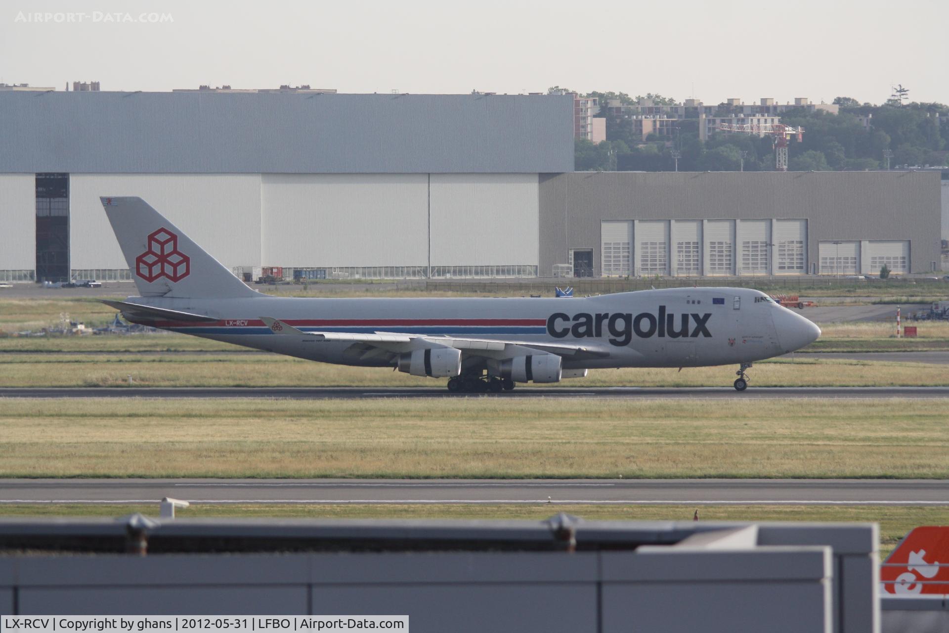 LX-RCV, 1999 Boeing 747-4R7F C/N 30400, Bringing cargo to TLS