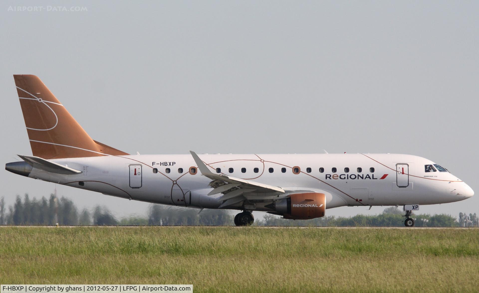 F-HBXP, 2004 Embraer 170LR (ERJ-170-100LR) C/N 17000036, Special colors
