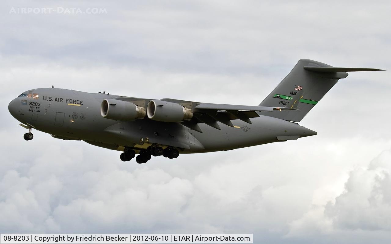 08-8203, 2008 Boeing C-17A Globemaster III C/N P-203, on final RW26