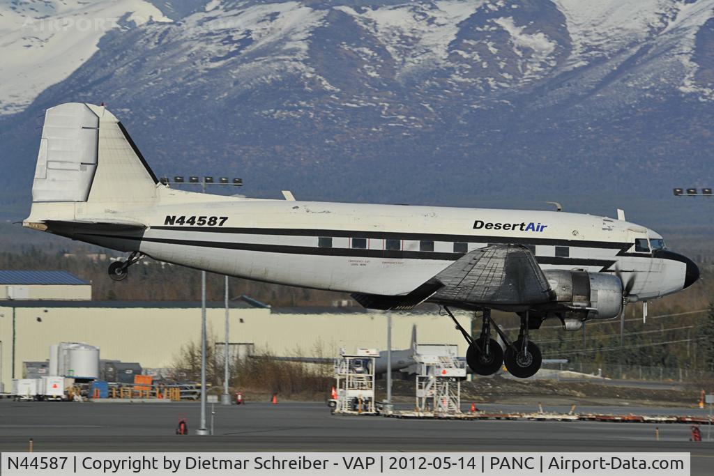 N44587, 1944 Douglas C-47A-20-DK Skytrain  (DC-3C) C/N 12857, Dessert Air DC3