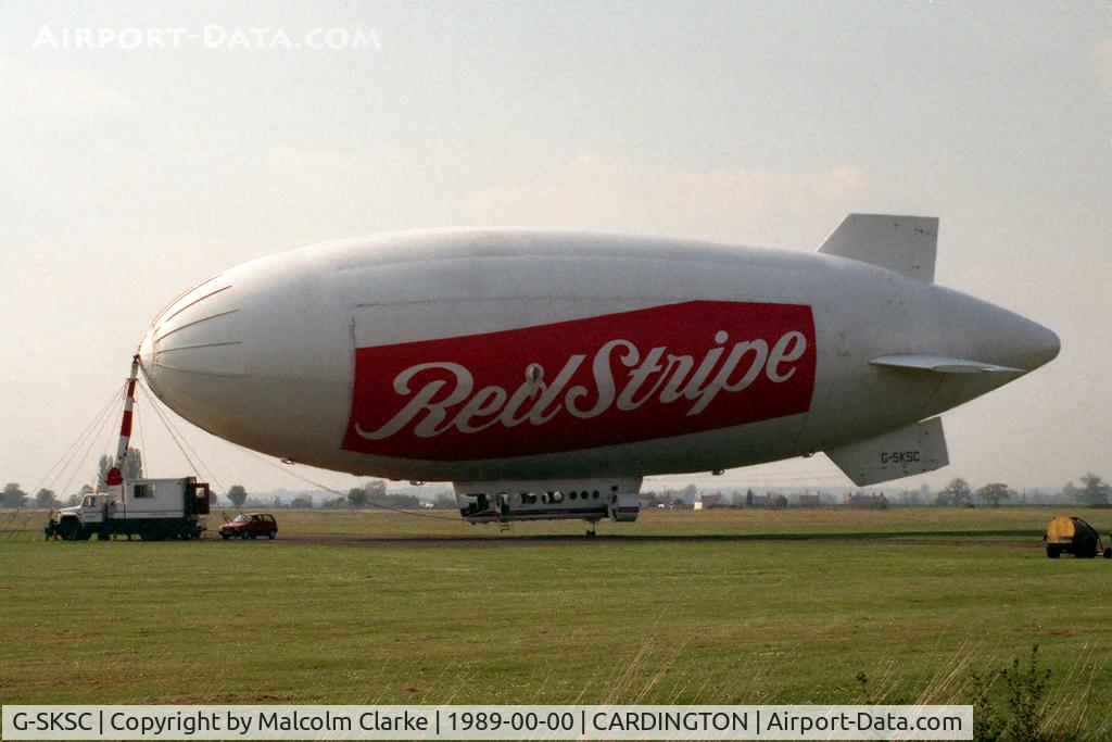 G-SKSC, 1983 Airship Industries Skyship 600 C/N 1215/01, Airship Industries Skyship 600 attached to its mobile mooring mast, Cardington UK, 1989.