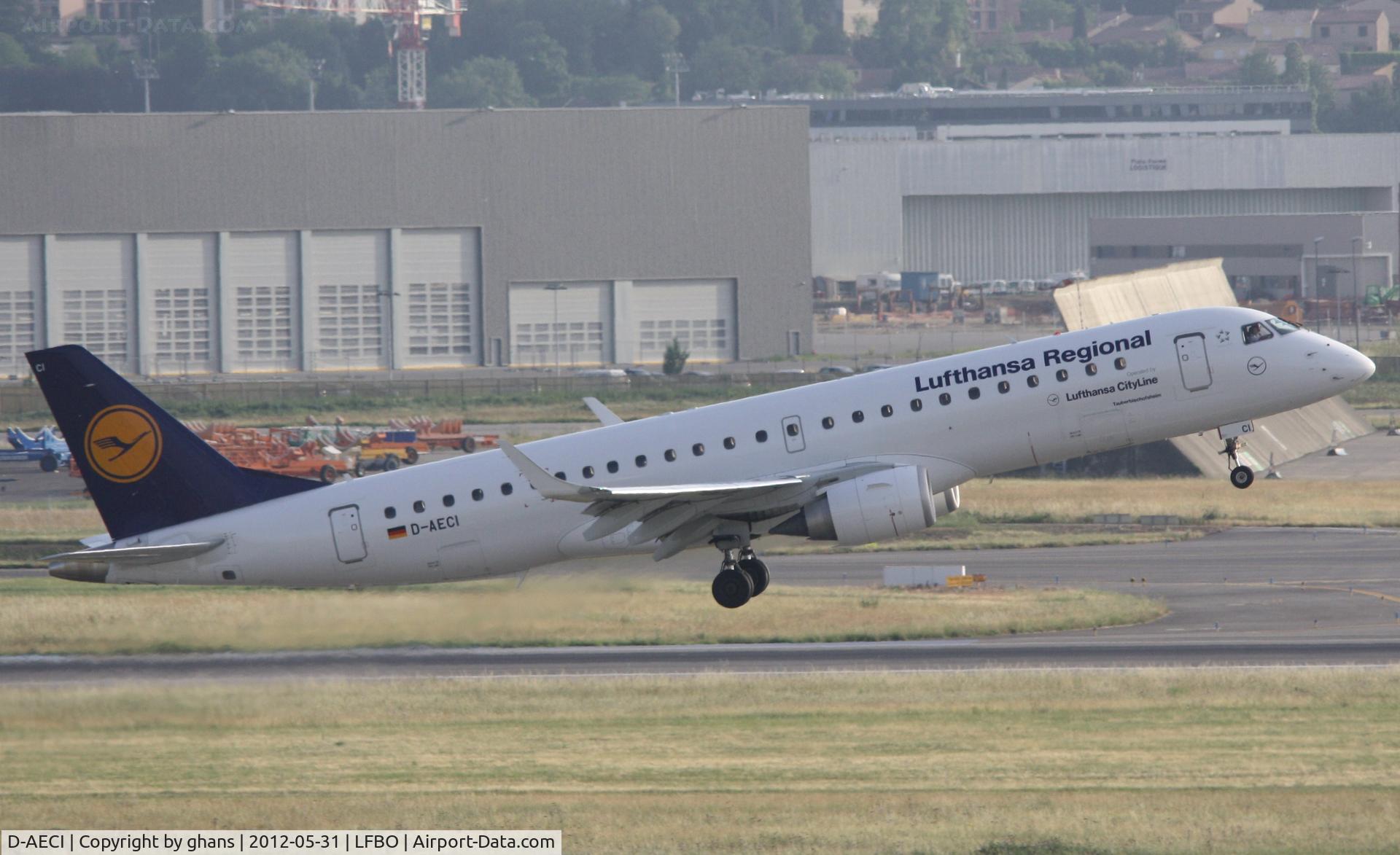 D-AECI, 2010 Embraer 190LR (ERJ-190-100LR) C/N 19000381, Landing rw32L