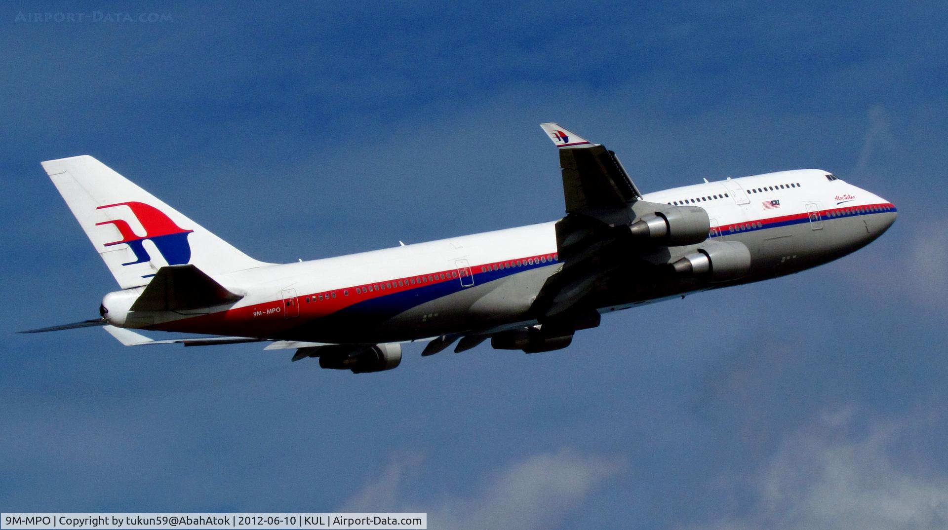 9M-MPO, 2001 Boeing 747-4H6 C/N 28433, Malaysia Airlines