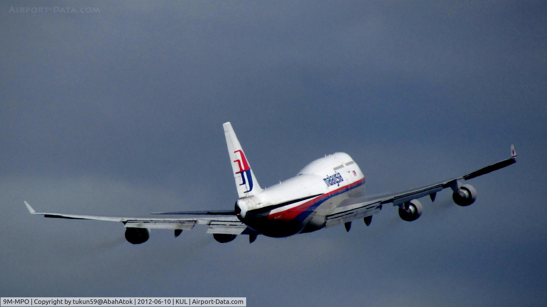 9M-MPO, 2001 Boeing 747-4H6 C/N 28433, Malaysia Airlines