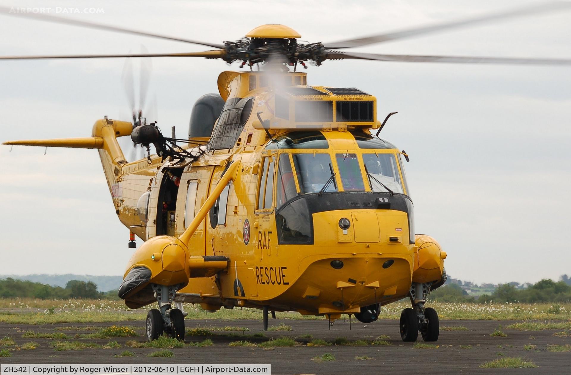 ZH542, Westland Sea King HAR.3A C/N WA1008, Sea King of A Flight 22 Squadron RAF on a SAR training flight.