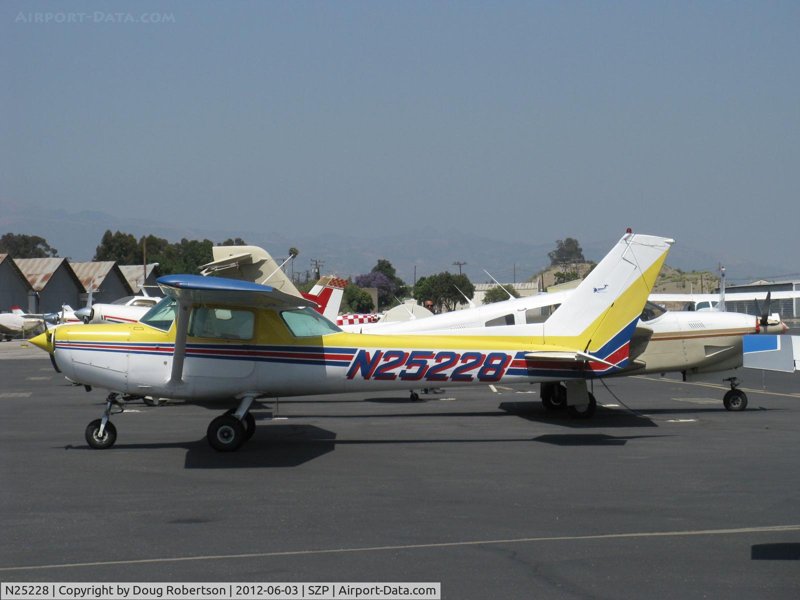 N25228, 1977 Cessna 152 C/N 15280543, 1977 Cessna 152, Lycoming O-235 108 Hp