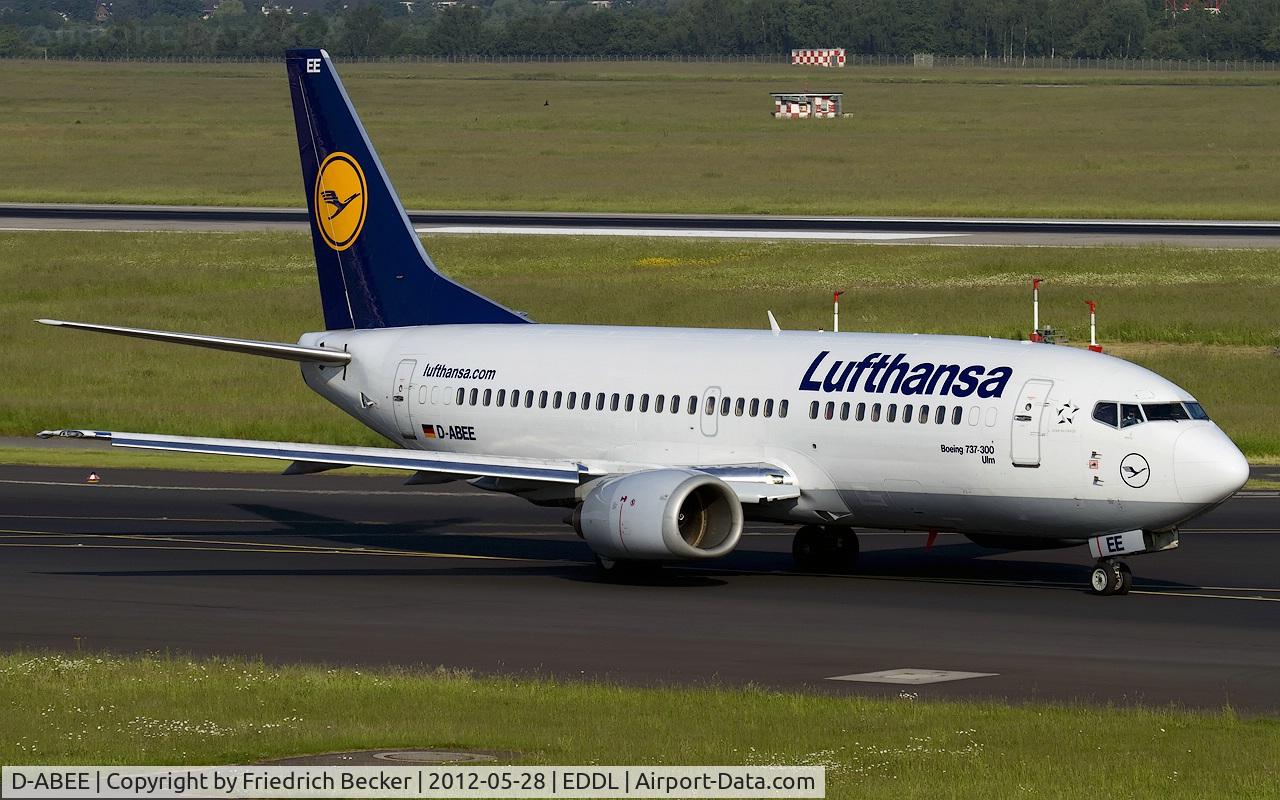 D-ABEE, 1991 Boeing 737-330 C/N 25216, taxying to the active