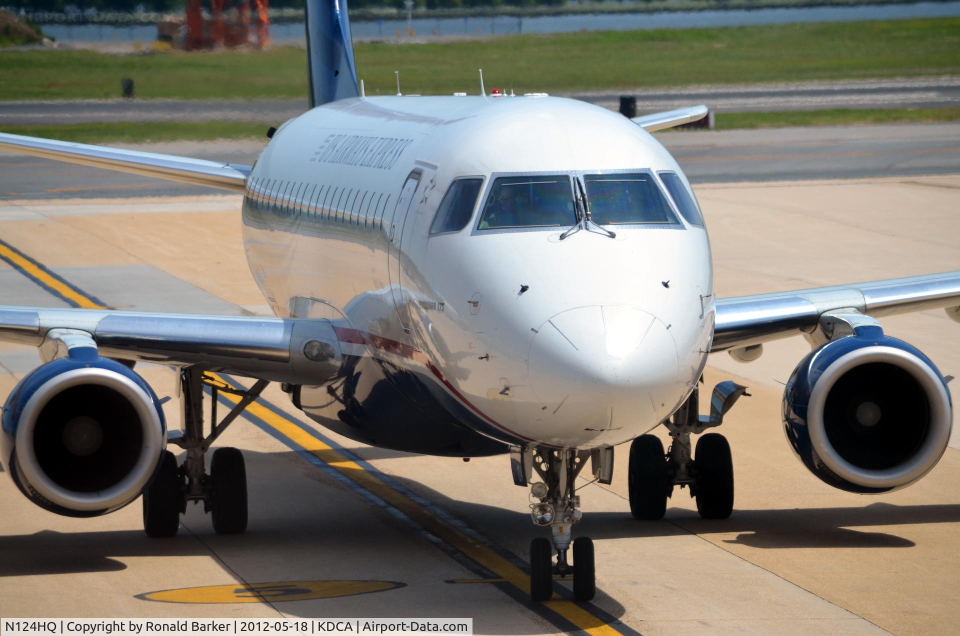 N124HQ, 2007 Embraer 175LR (ERJ-170-200LR) C/N 17000200, Taxi DCA