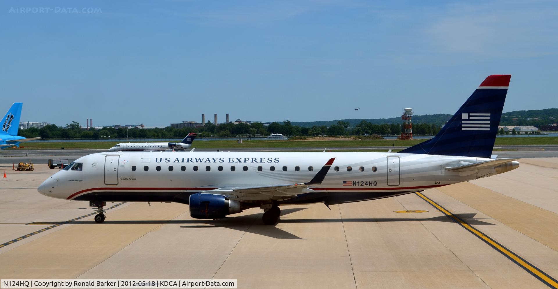 N124HQ, 2007 Embraer 175LR (ERJ-170-200LR) C/N 17000200, Taxi DCA
