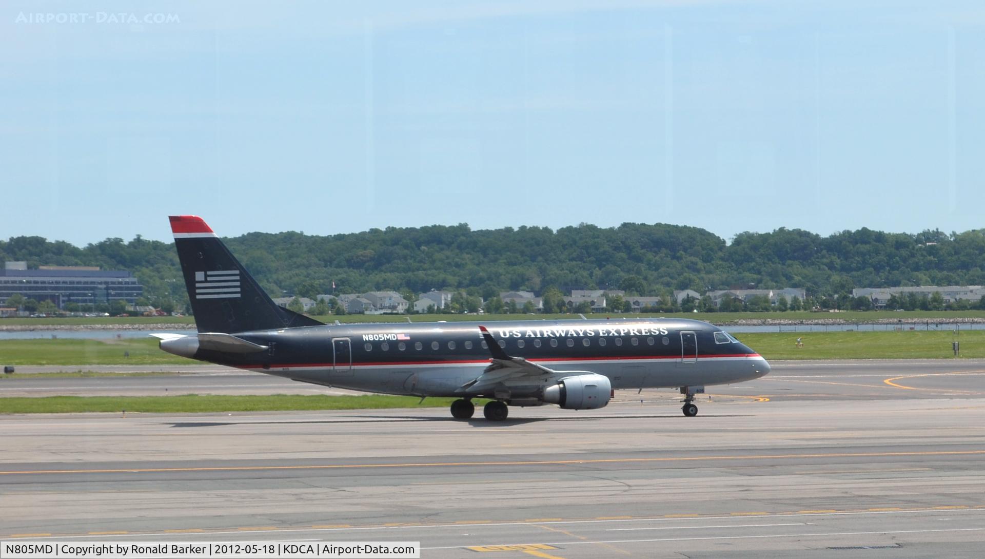 N805MD, 2004 Embraer 170SU (ERJ-170-100SU) C/N 17000018, Taxi DCA, VA
