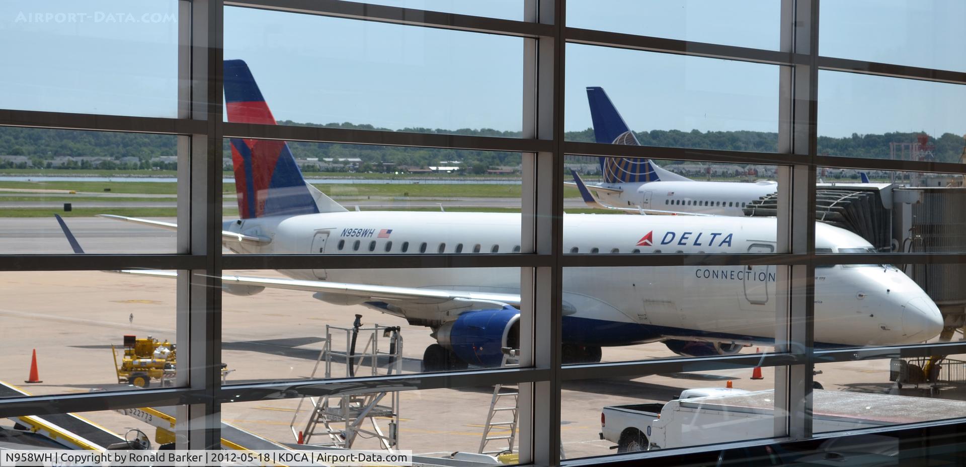 N958WH, 2008 Embraer 175LR (ERJ-170-200LR) C/N 17000248, DCA, VA