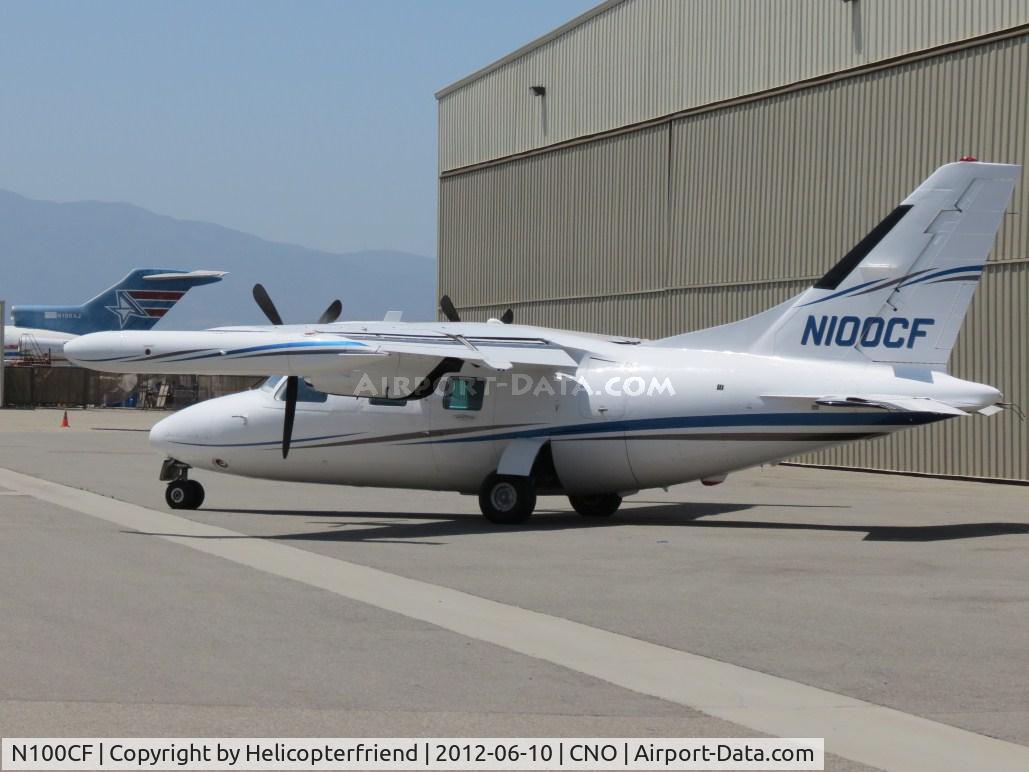 N100CF, 1972 Mitsubishi MU-2B-20 C/N 229, Preflighting by hanger