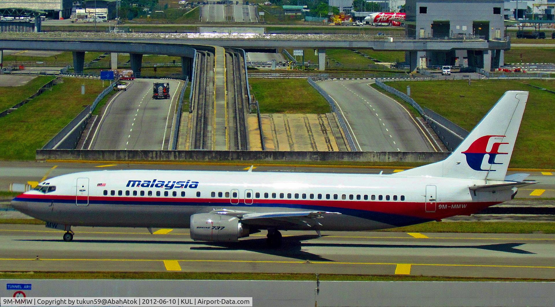 9M-MMW, 1993 Boeing 737-4H6 C/N 26451, Malaysia Airlines