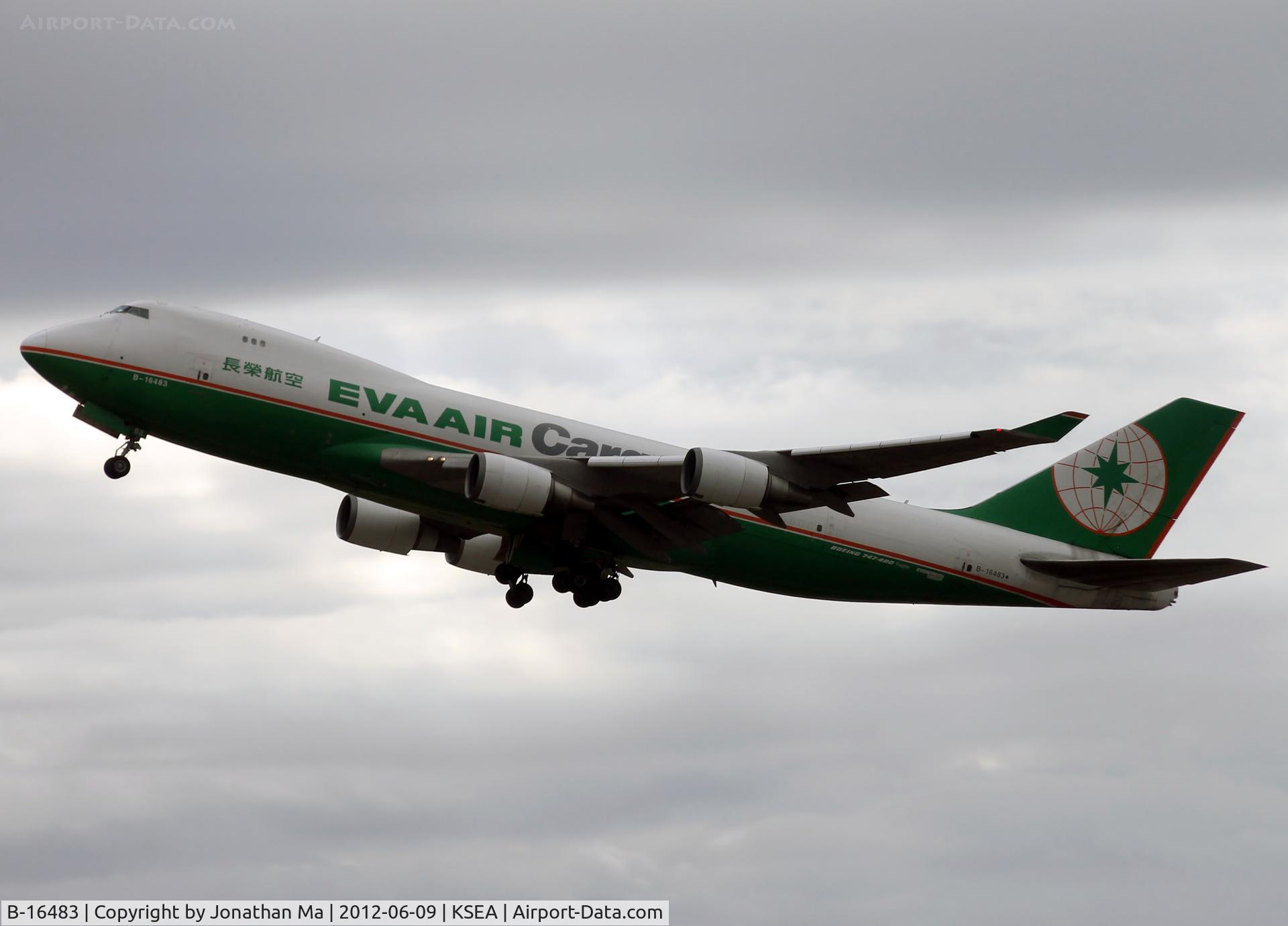 B-16483, 2002 Boeing 747-45EF (SCD) C/N 30609, B-16483 departs SeaTac