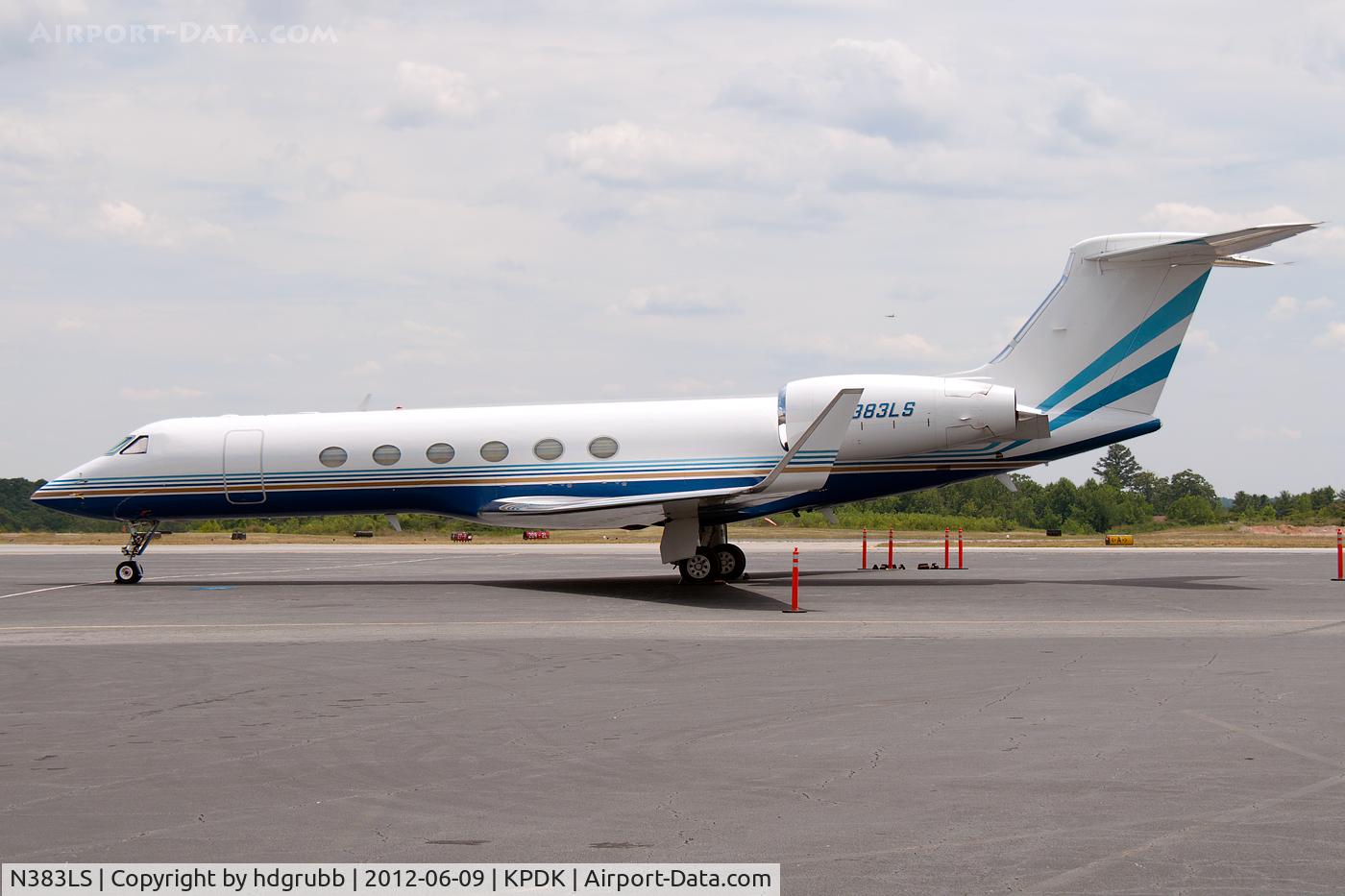 N383LS, 1998 Gulfstream Aerospace G-IV C/N 544, Parked on Landmark ramp at KPDK