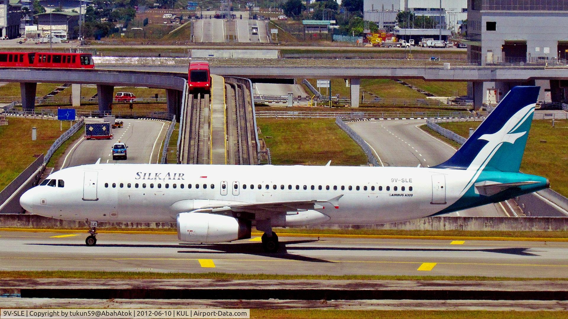 9V-SLE, 2001 Airbus A320-232 C/N 1561, SilkAir