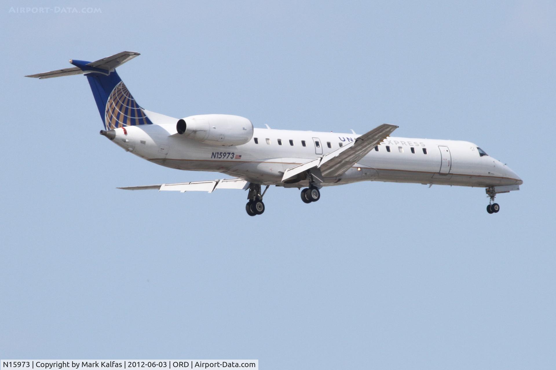 N15973, 1999 Embraer ERJ-145LR (EMB-145LR) C/N 145159, ExpressJet/United Express Embraer EMB-145LR, ASQ5822 arriving from KTUL, RWY 10 approach at O'Hare.