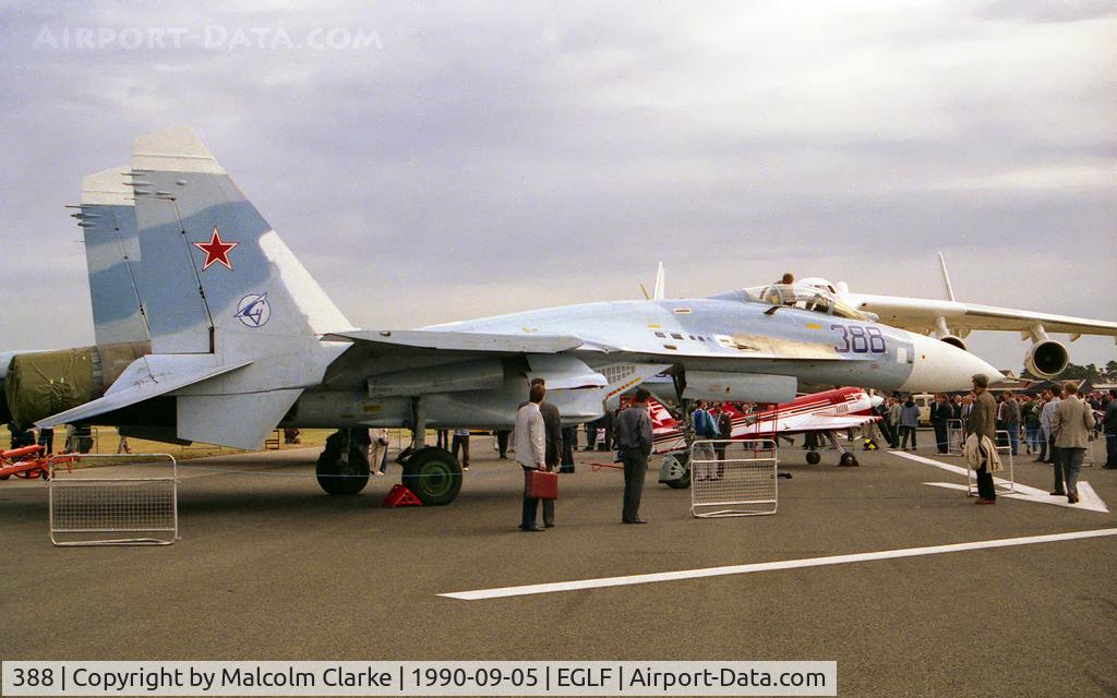 388, Sukhoi Su-27A C/N 36911024104, Sukhoi Su-27A, SBAC Farnborough 1990.