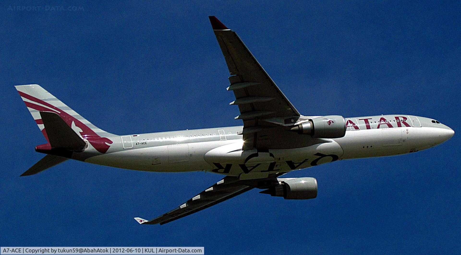 A7-ACE, 2004 Airbus A330-203 C/N 571, Qatar Airways