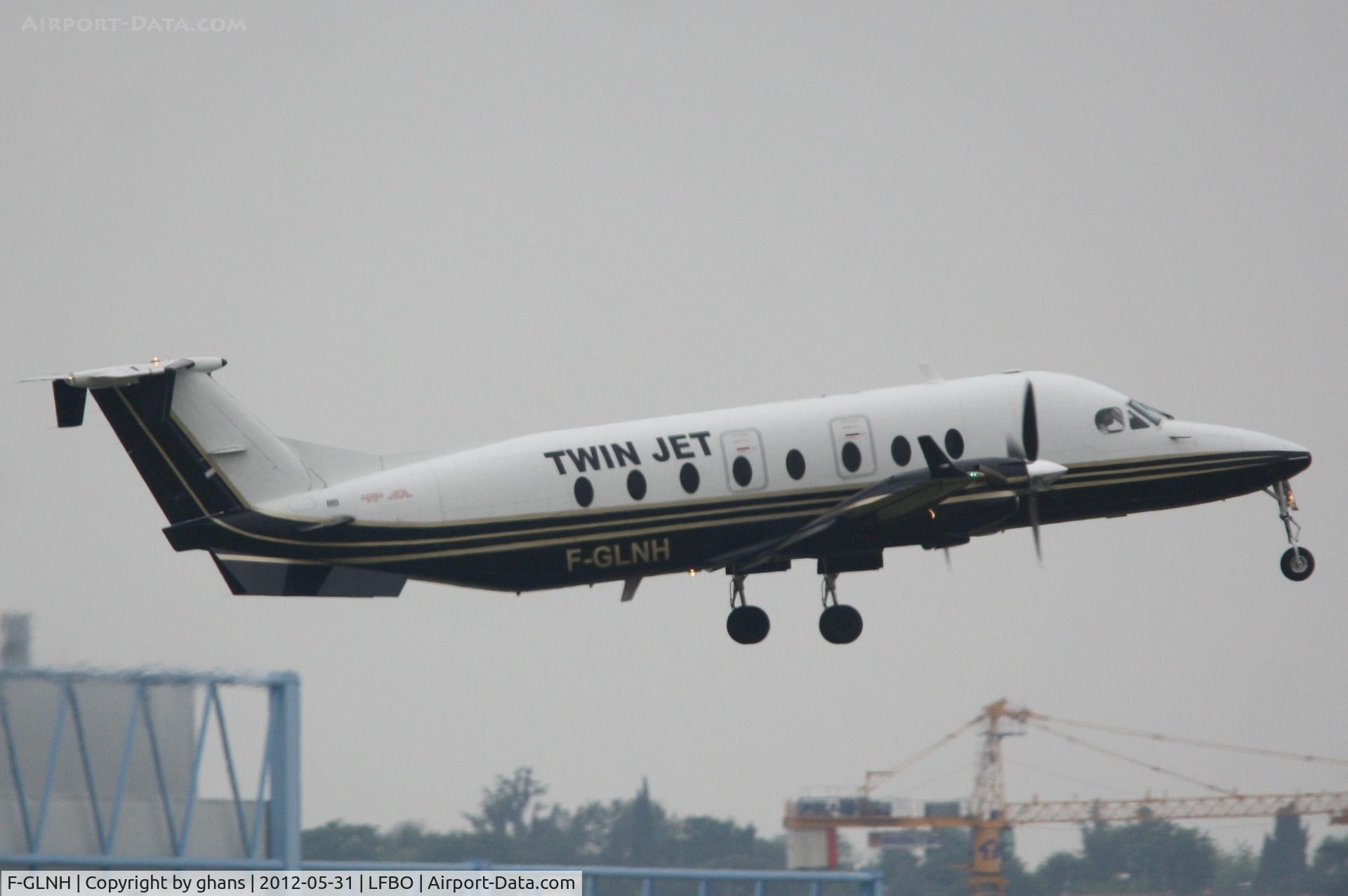 F-GLNH, 1993 Beech 1900D C/N UE-73, TwinJet