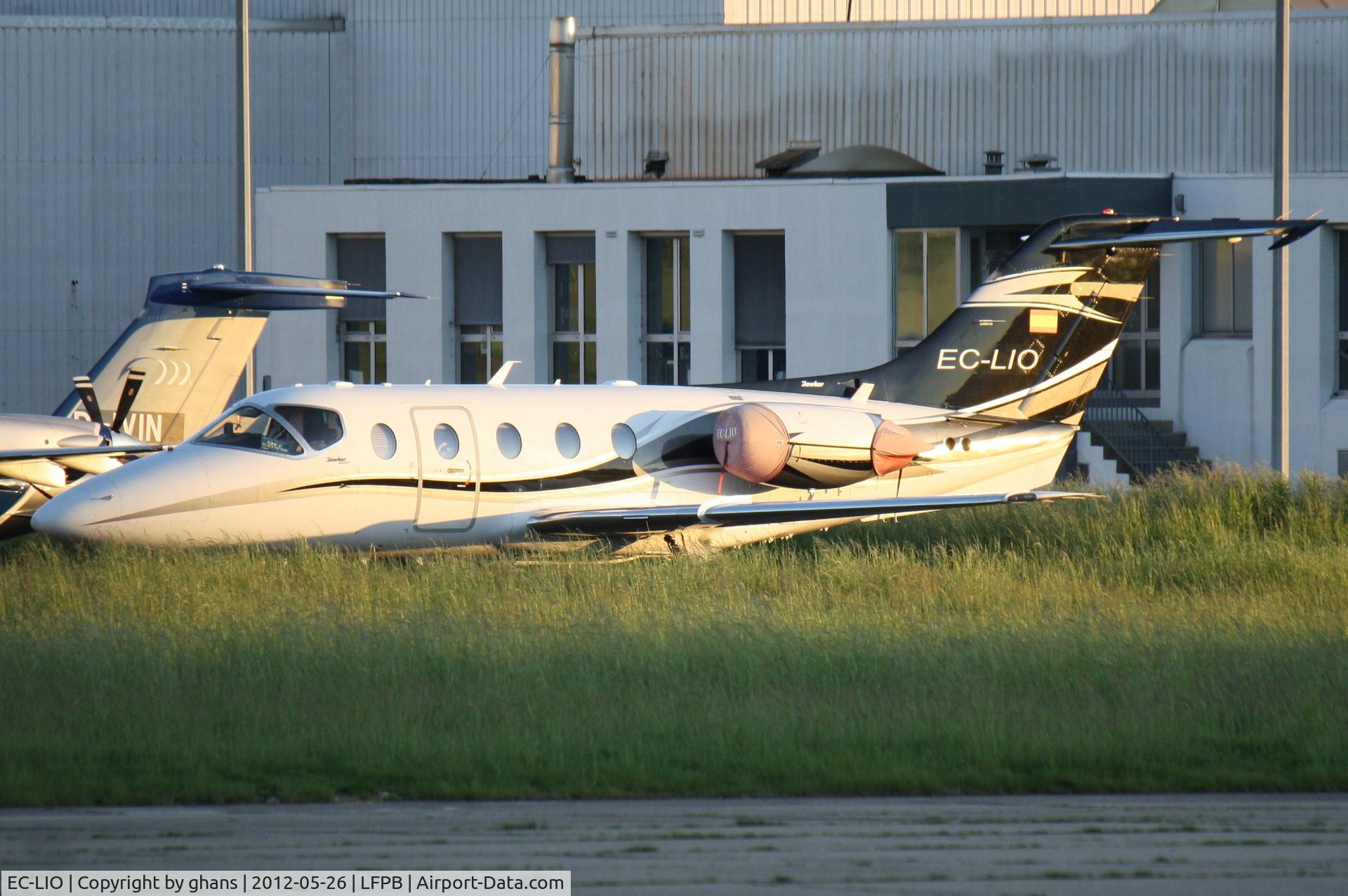 EC-LIO, 2003 Raytheon Beechjet 400A C/N RK-354, @ LBG