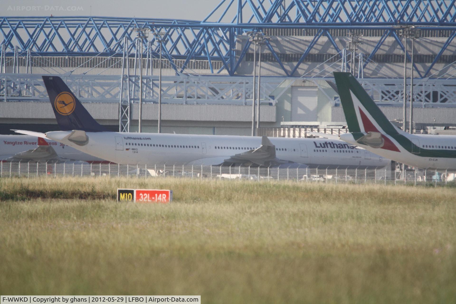 F-WWKD, 2012 Airbus A330-343X C/N 1314, to become D-AIKR