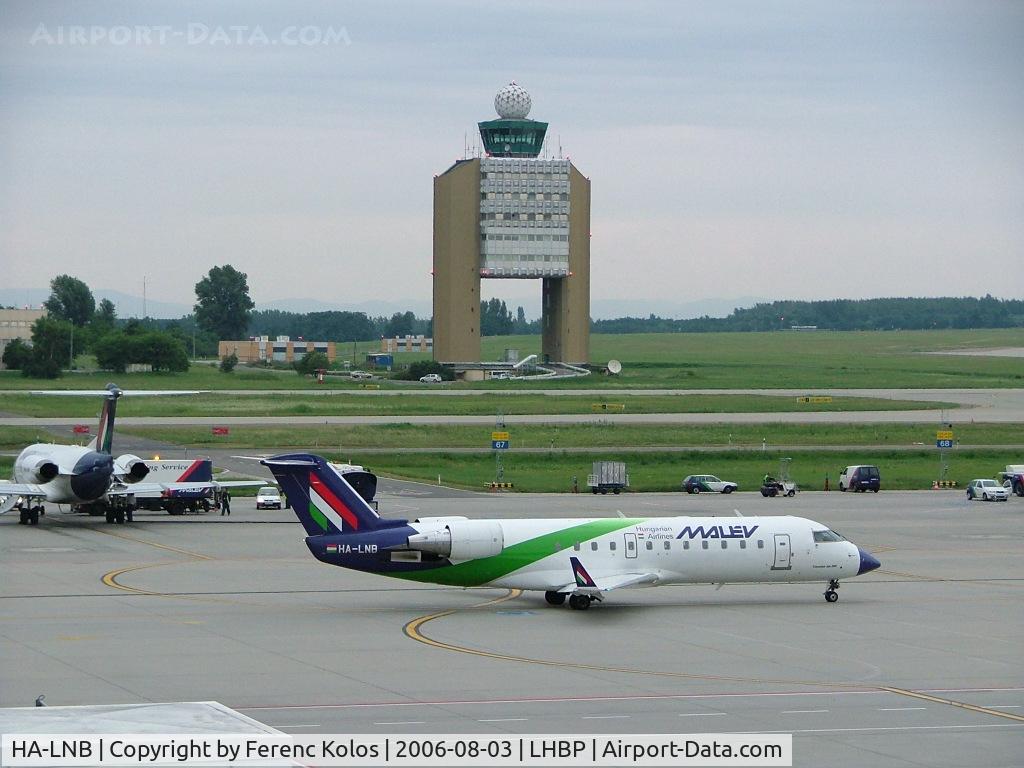 HA-LNB, 2002 Canadair CRJ-200LR (CL-600-2B19) C/N 7683, Ferihegy