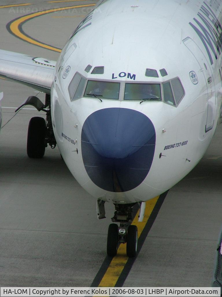 HA-LOM, 2004 Boeing 737-8Q8 C/N 30672, Ferihegy