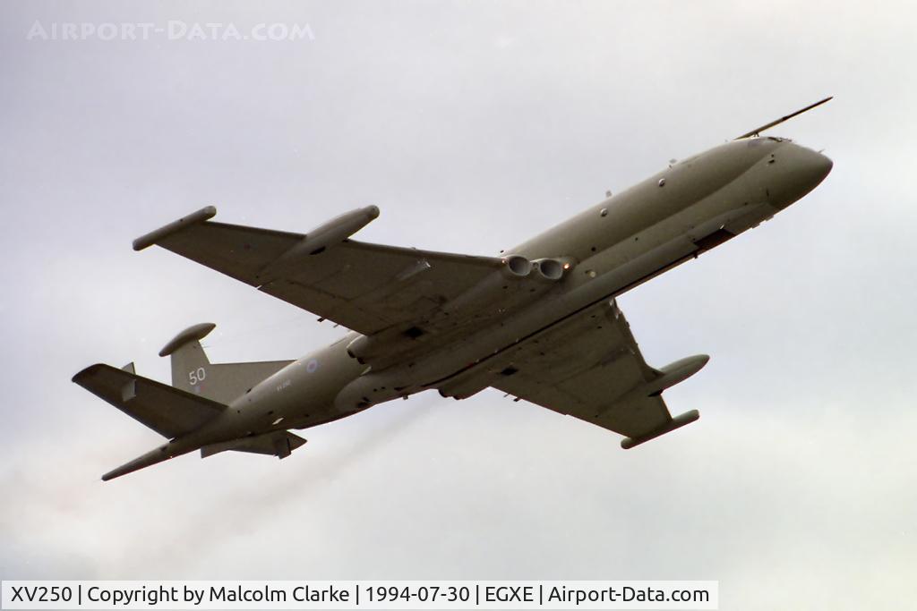 XV250, Hawker Siddeley Nimrod MR.2 C/N 8025, Hawker Siddeley Nimrod MR2, RAF Leeming, July 1994.