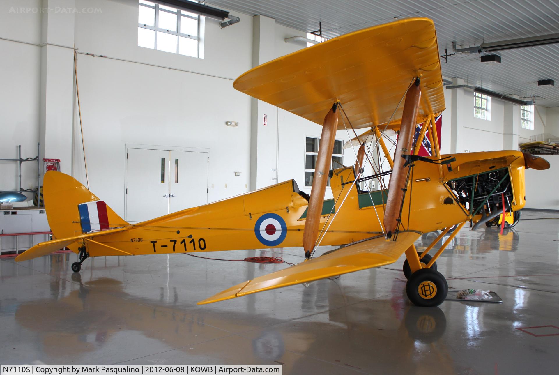 N7110S, 1940 De Havilland DH-82A Tiger Moth II C/N 83015, DH 82A