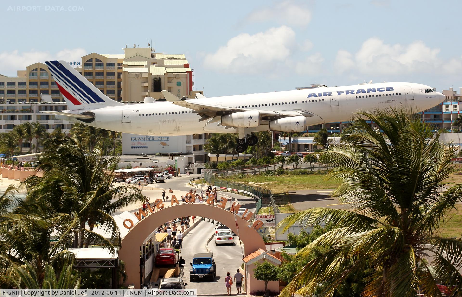 F-GNII, 2001 Airbus A340-313X C/N 399, F-GNII