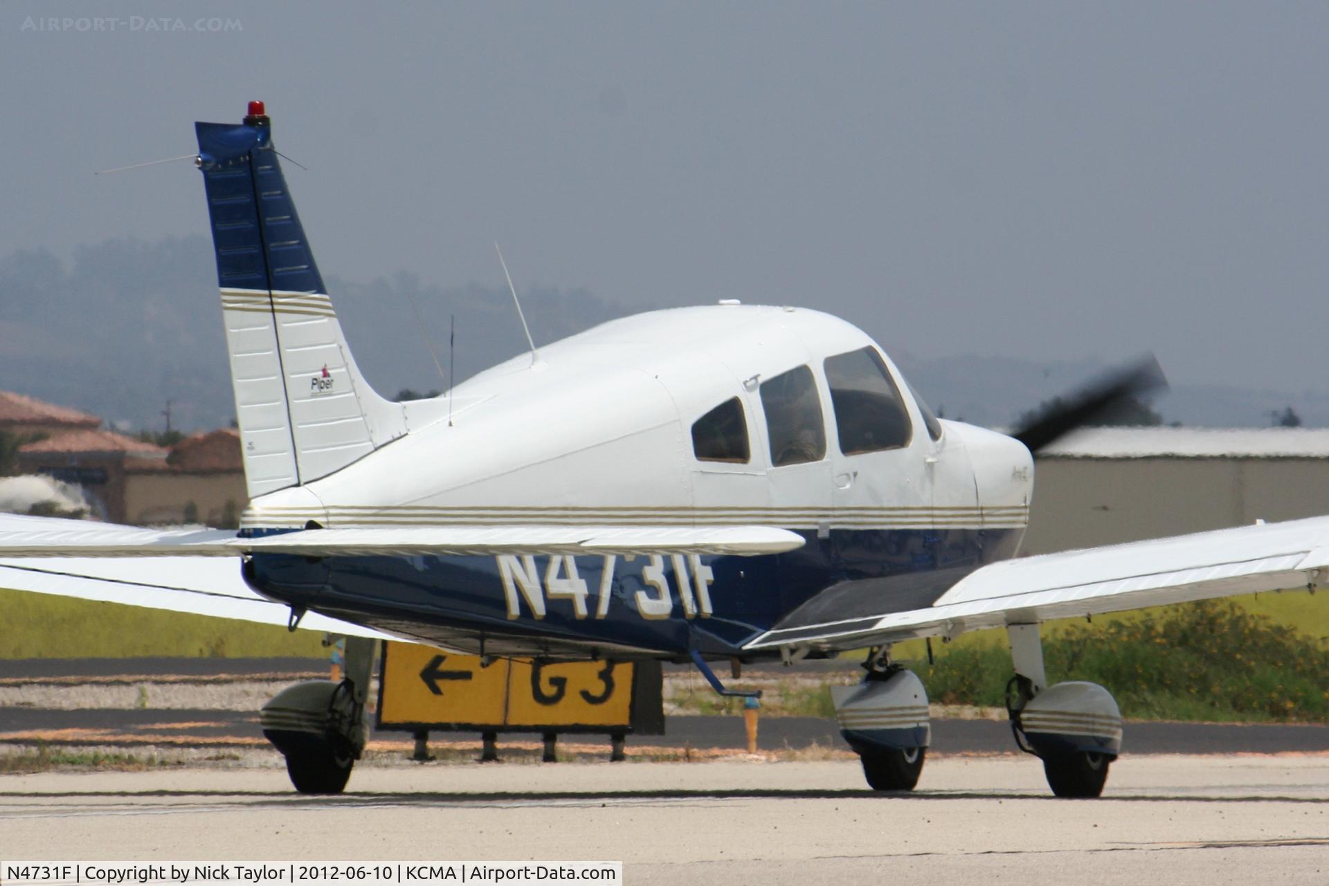 N4731F, 1976 Piper PA-28-181 C/N 28-7790059, Taxiing