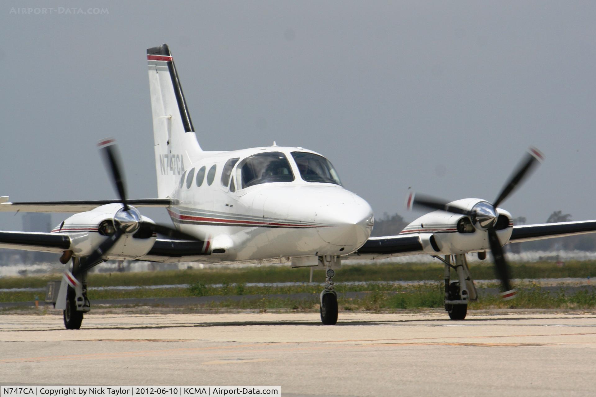 N747CA, Cessna 421C Golden Eagle C/N 421C0850, Taxiing